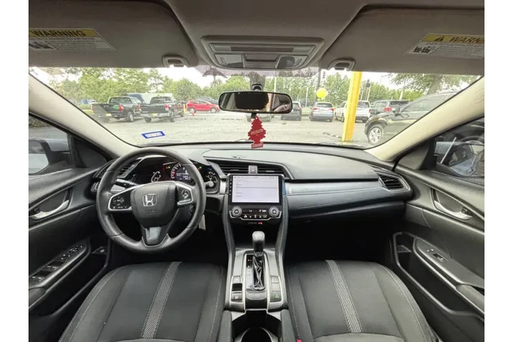 2016 Civic LX image 10