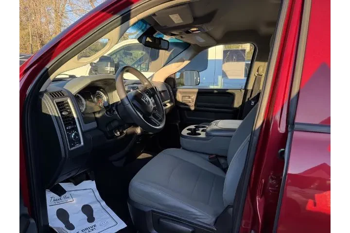 $16500 : Ram 1500 2015 4x2 Express 4d image 2