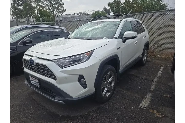 $32373 : Toyota RAV4 Hybrid 2021 AWD image 3
