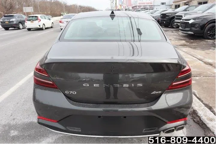 $25947 : Genesis G70 2022 2.0T 4dr Se image 6