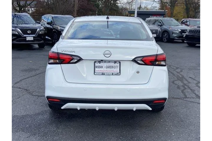 $16205 : Nissan Versa 2025 S 4dr Seda image 5