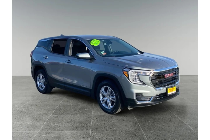 $28676 : GMC Terrain 2024 SLE 4dr SUV image 2