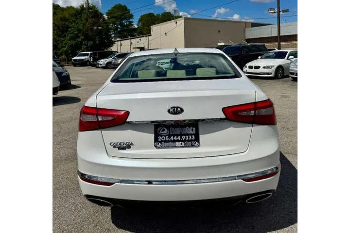$7900 : 2016 Cadenza image 9