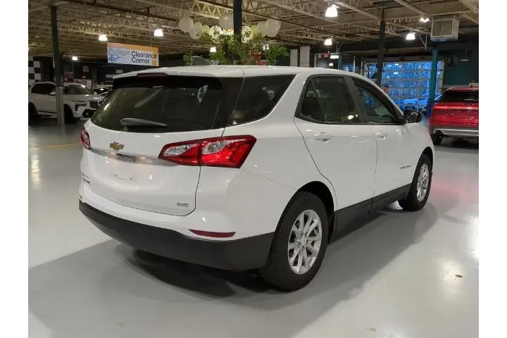 $16500 : Chevrolet Equinox 2021 4x4 L image 7