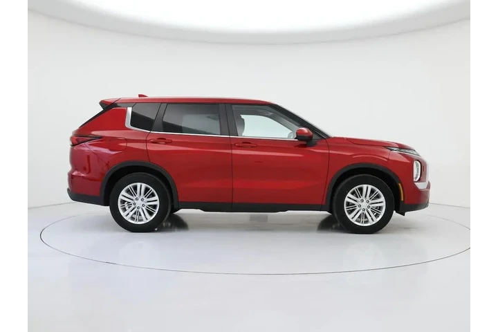$26998 : Mitsubishi Outlander 2023 AW image 7
