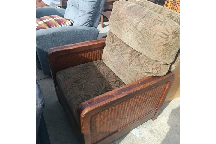 $1 : COA’s EPIC Garage Sale Fundrai image 5