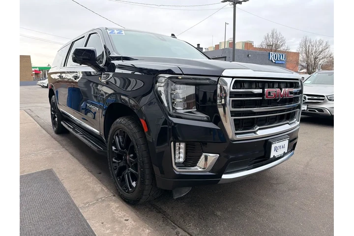 $44995 : 2022 GMC Yukon XL 4WD SLT image 2