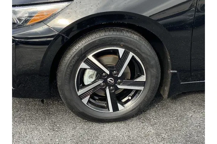 $16088 : Nissan Sentra 2025 SV 4dr Se image 8