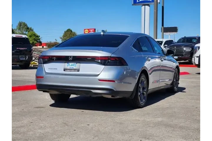 $24538 : Honda Accord 2023 EX 4dr Sed image 5