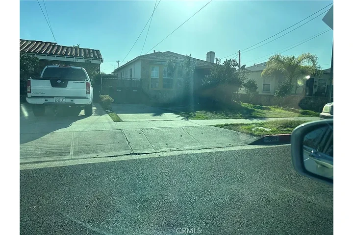 $3500 : Single Family Residence image 3