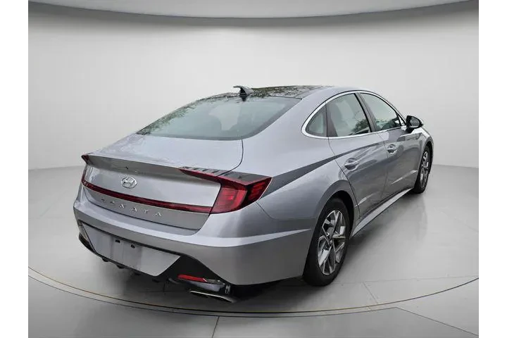 $20122 : Hyundai SONATA 2023 SEL 4dr image 6
