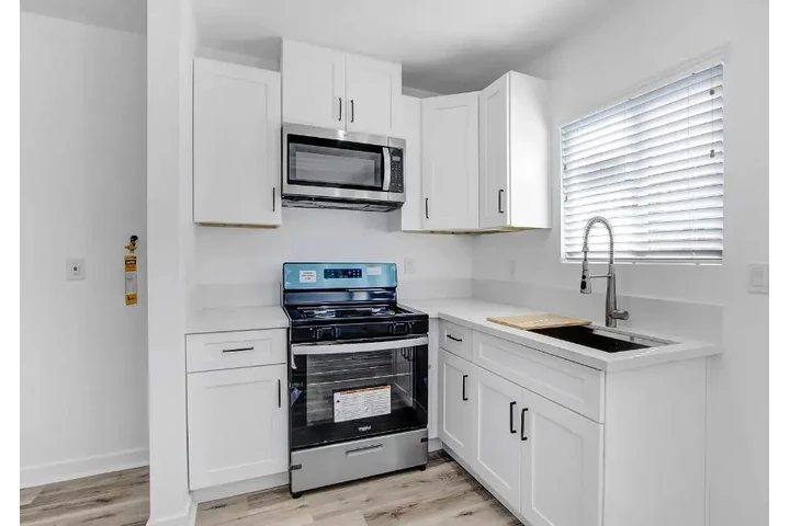 $1200 : Excelente casa de 1 dormitorio image 6