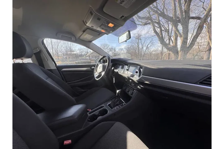 $8999 : 2019 Jetta SE image 10