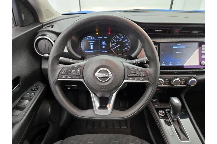 $20998 : Nissan Kicks 2023 SV 4dr Cro image 10