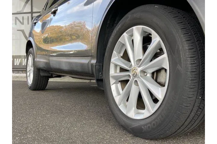 Nissan Rogue Sport 2017 AWD image 9