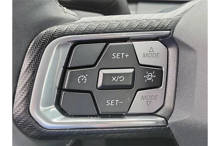 $31762 : Ford Mustang 2025 EcoBoost 2 image 8