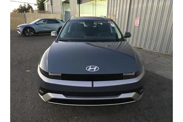 $36874 : Hyundai IONIQ 5 2026 SEL 4dr image 2