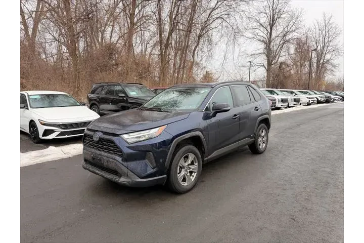 $29500 : Toyota RAV4 Hybrid 2024 AWD image 8