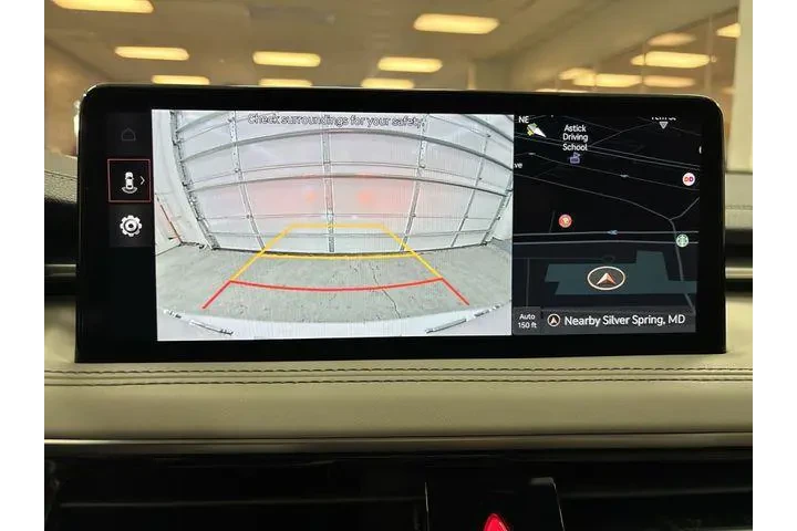 $27300 : Genesis G70 2024 2.5T Standa image 9