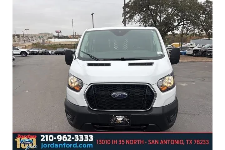 $32652 : Ford Transit 2024 250 3dr LW image 2