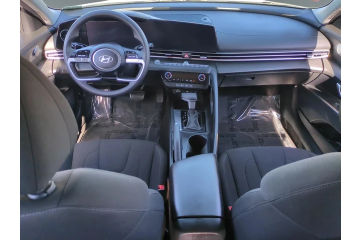 $26470 : Hyundai ELANTRA 2024 SEL 4dr image 10