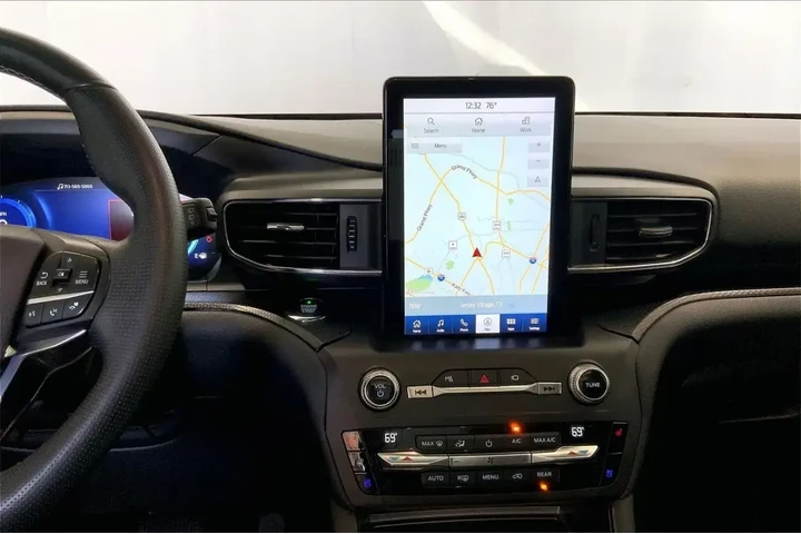 $26290 : Ford Explorer 2020 AWD ST 4d image 5