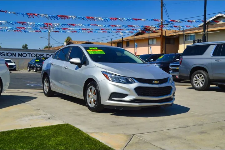 $9995 : Used 2017 Cruze 4dr Sdn Auto image 7
