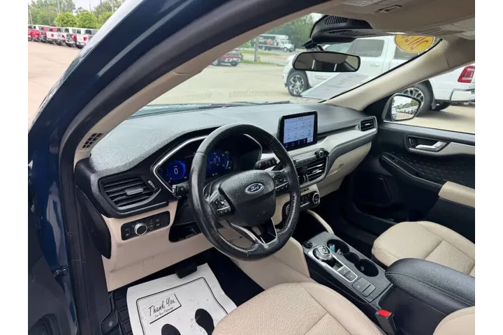 $13950 : 2020 Escape Hybrid SE Sport image 10