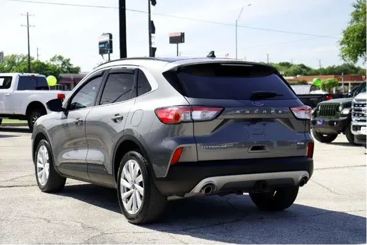 $26977 : Ford Escape 2022 AWD Titaniu image 6