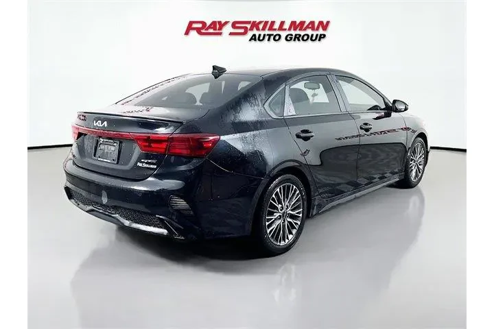 $21975 : Kia Forte 2023 GT-Line 4dr S image 6