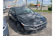 $21233 : Hyundai ELANTRA 2025 SEL Spo thumbnail