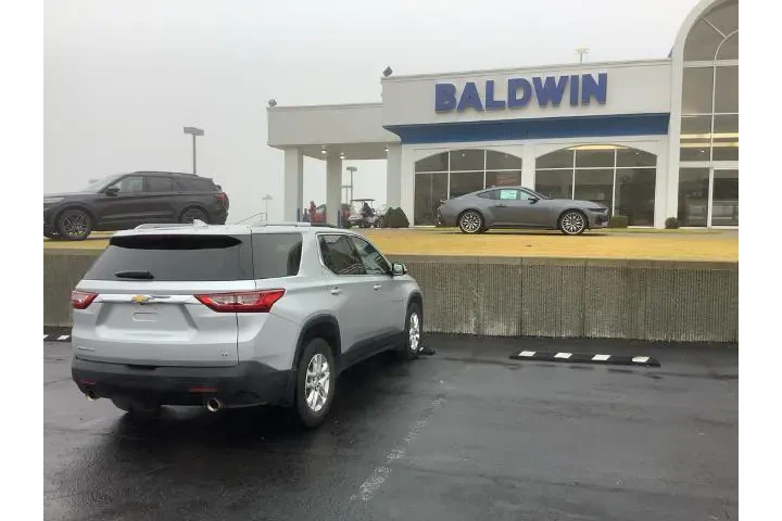 $14950 : Chevrolet Traverse 2018 LT C image 7