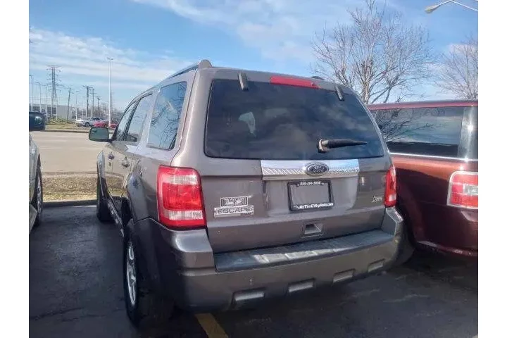 $1500 : 2010 Escape XLT image 4