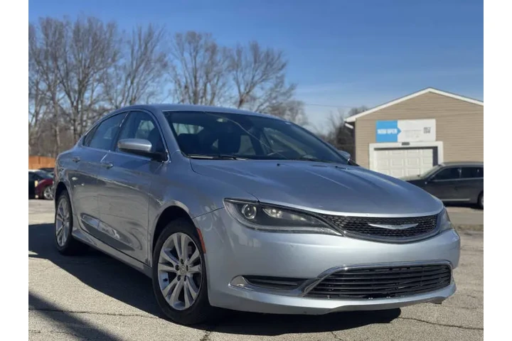 $6999 : 2015 200 Limited image 5