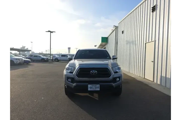 $26900 : Toyota Tacoma 2021 4x2 TRD O image 2