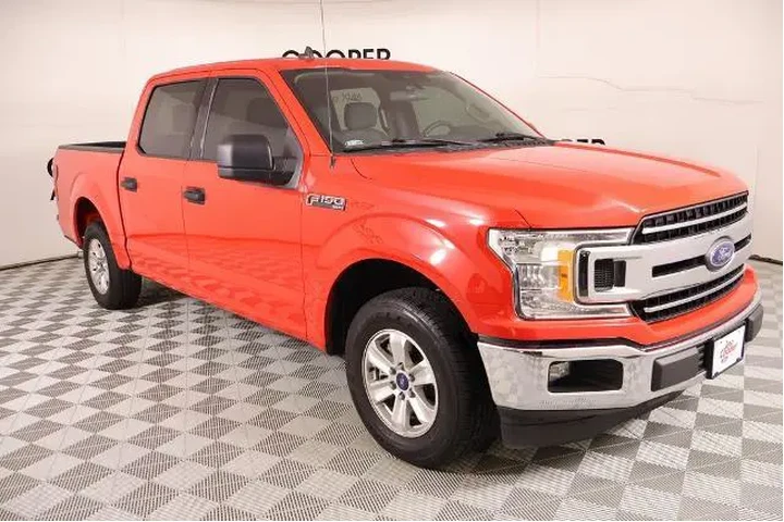 $26717 : Ford F-150 2020 4x2 XL 4dr S image 1