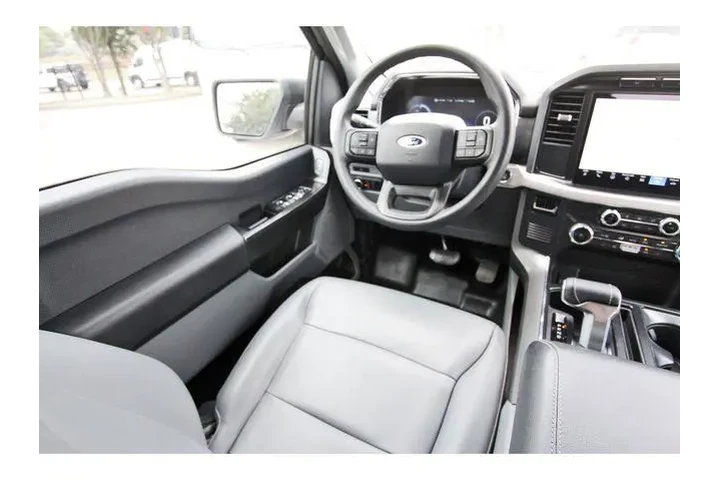 $39500 : Ford F-150 Lightning 2023 AW image 7