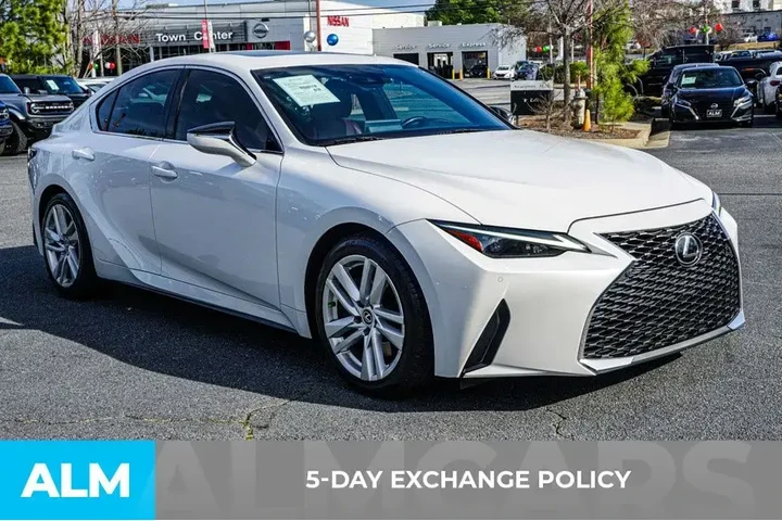 $29920 : Lexus IS 300 2021 4dr Sedan image 4