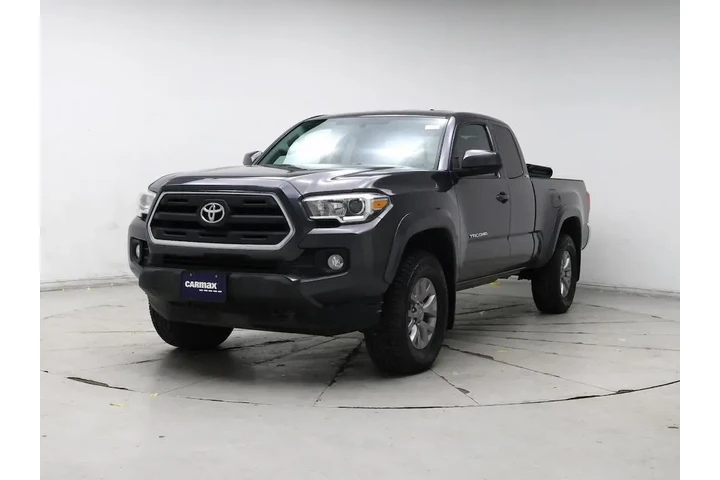 $27998 : Toyota Tacoma 2017 4x4 SR5 V image 4