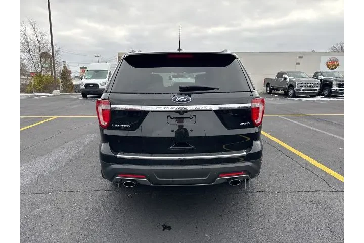 $17907 : Ford Explorer 2018 AWD Limit image 6