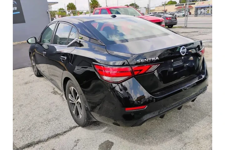 $8250 : 2020 Sentra SV image 7