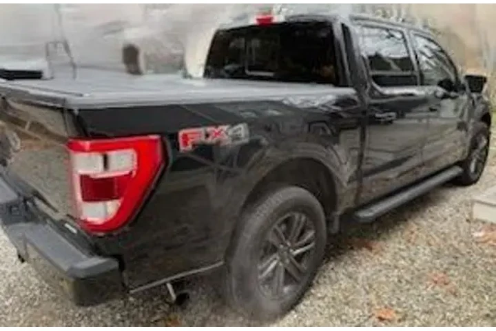 $40000 : Ford F-150 2021 4x4 XLT 4dr image 6