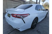 $17995 : 2018 Camry SE thumbnail