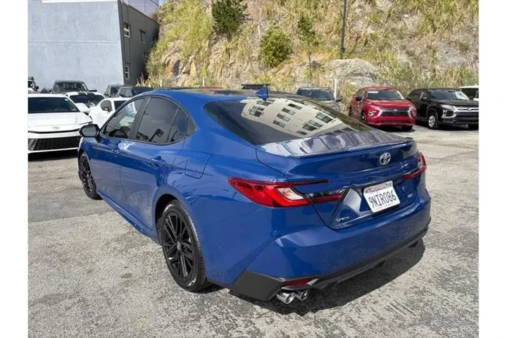 $29388 : Toyota Camry 2025 SE 4dr Sed image 4