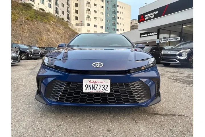 $28388 : Toyota Camry 2025 SE 4dr Sed image 5