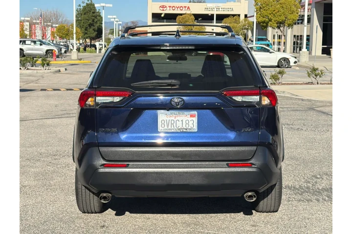 $24138 : Toyota RAV4 2021 XLE 4dr SUV image 4