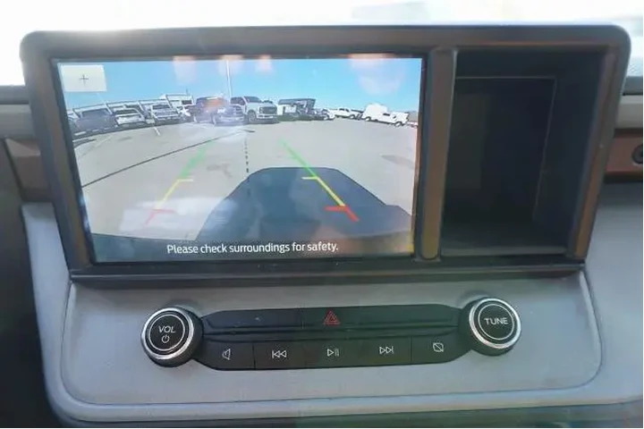 $31888 : Ford Maverick 2023 Lariat 4d image 9