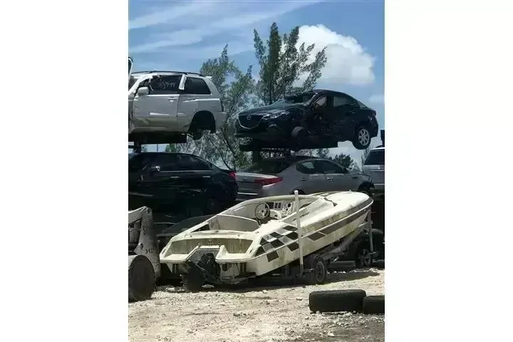 🚗 I Perez Towing Junk Cars 🚨 image 5