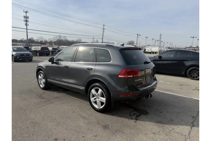 $8999 : 2012 Touareg VR6 Sport image 5