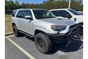 $27998 : Toyota 4Runner 2016 4x4 SR5 thumbnail